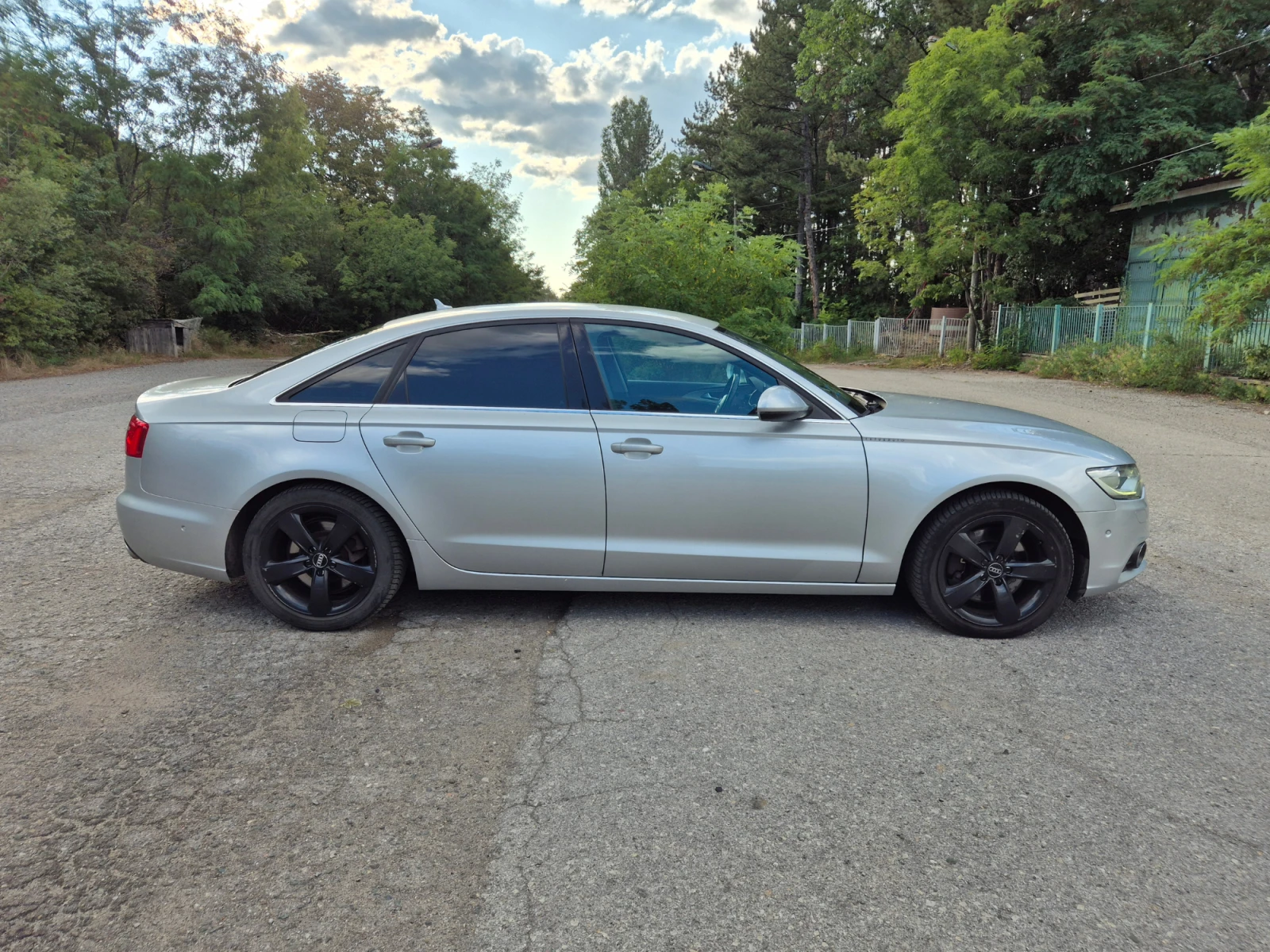 Audi A6 3.0 TDI Distronic 245hp, снимка 8 - Автомобили и джипове - 55464783