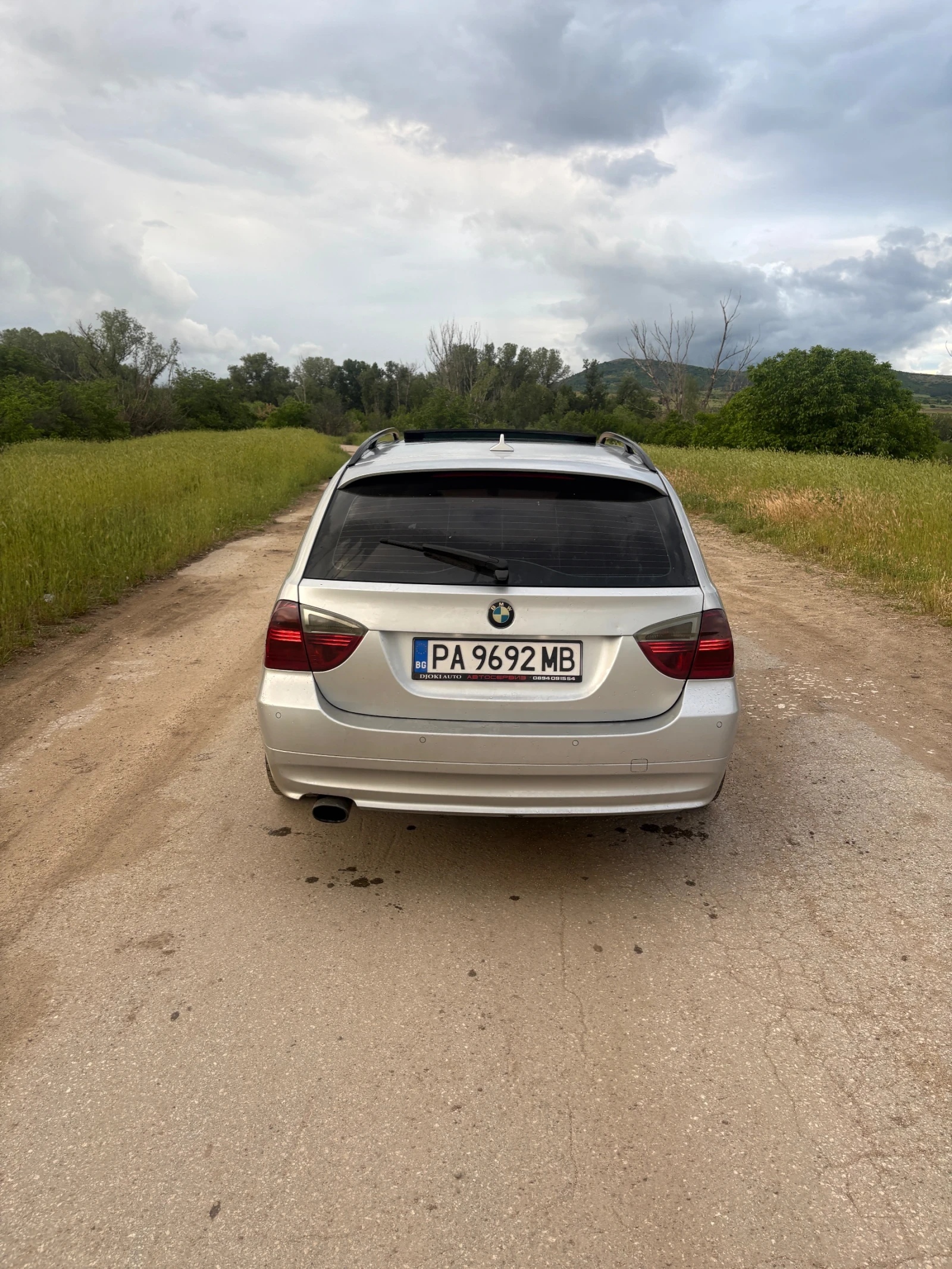BMW 320 Е91, снимка 6 - Автомобили и джипове - 55467940