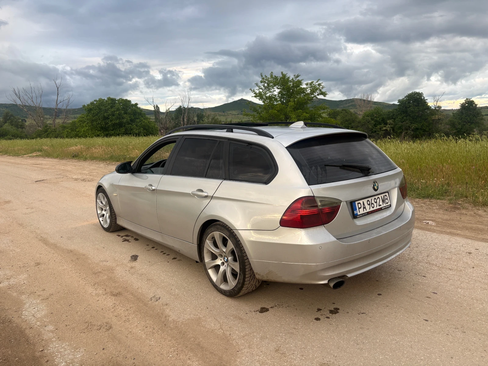 BMW 320 Е91, снимка 7 - Автомобили и джипове - 55467940