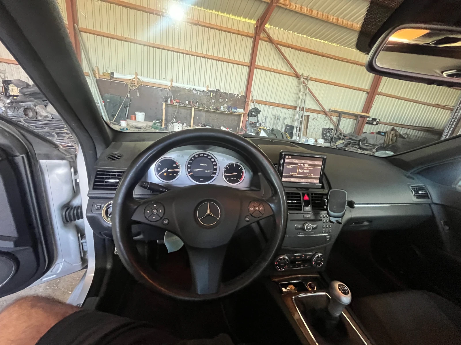 Mercedes-Benz C 220, снимка 8 - Автомобили и джипове - 55626622