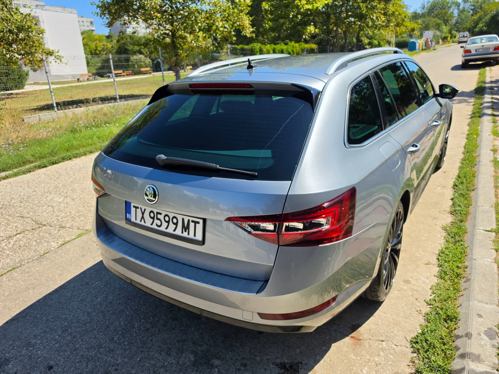Skoda Superb, снимка 5 - Автомобили и джипове - 55768218