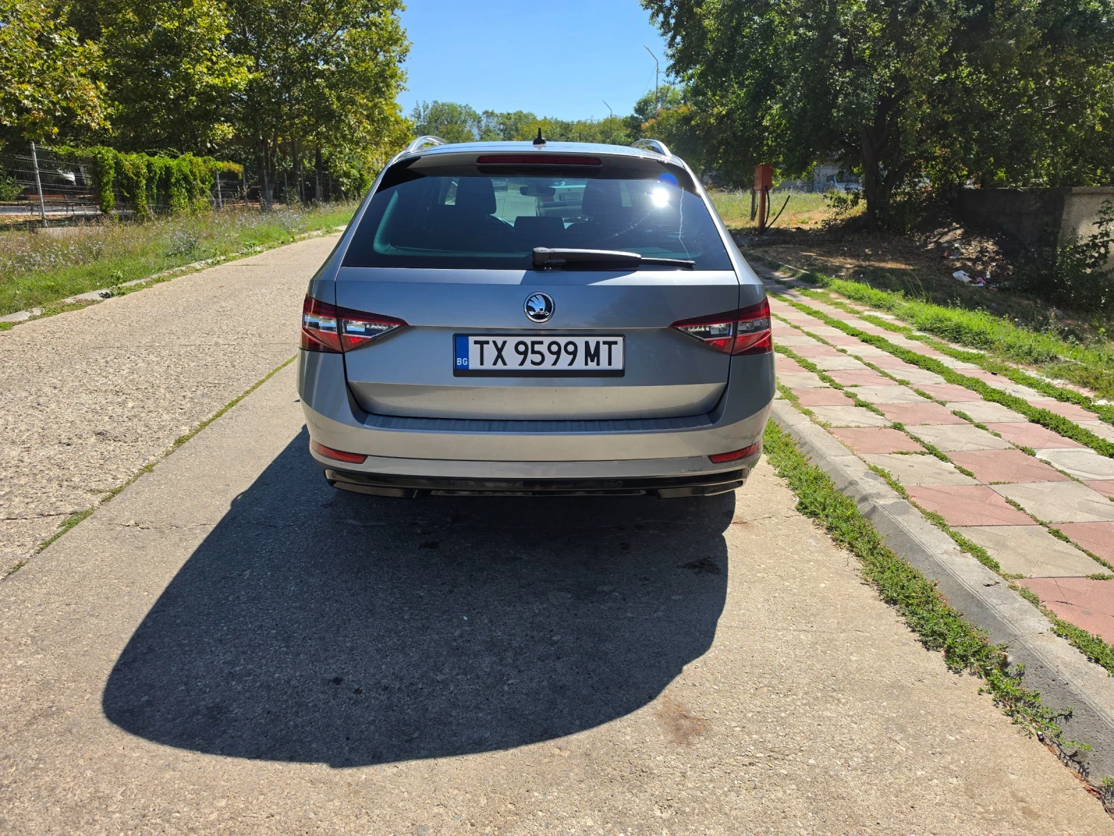 Skoda Superb, снимка 4 - Автомобили и джипове - 55768218
