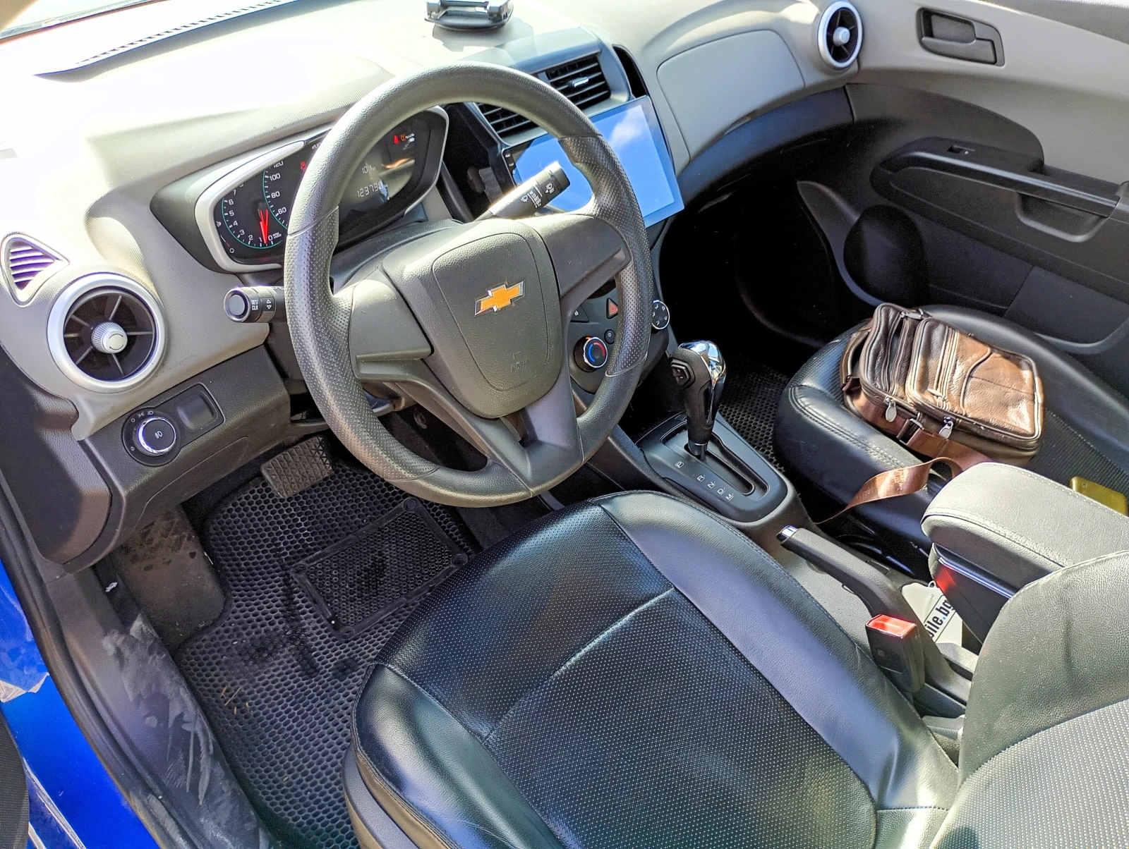 Chevrolet Aveo SL - TURBO , снимка 9 - Автомобили и джипове - 56214811