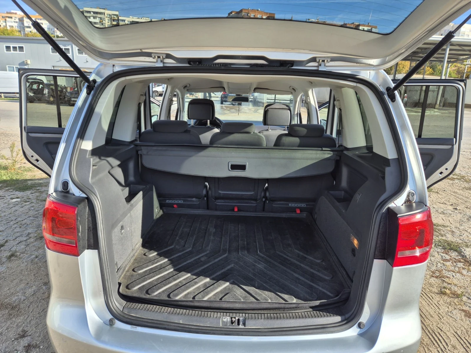 VW Touran 1, 4 150 ���� | Mobile.bg � ����������� 4