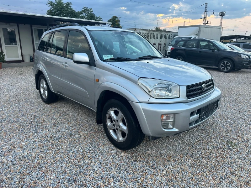 Toyota Rav4 2.0vvti, снимка 7 - Автомобили и джипове - 47877282