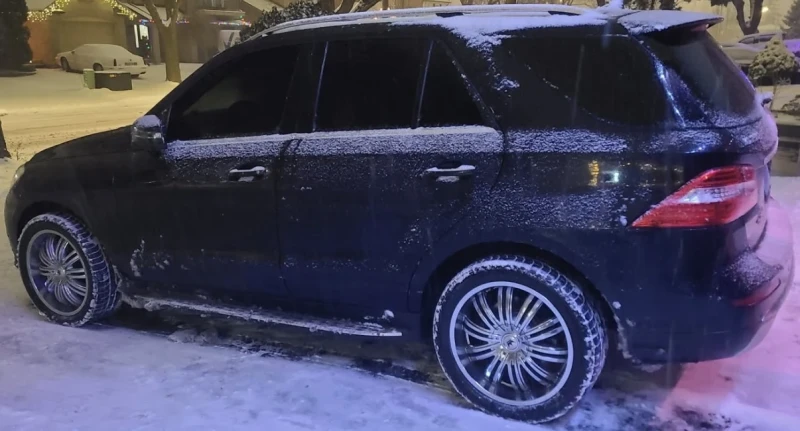 Mercedes-Benz ML 350 CDI * * KEYLESS * * КАМЕРА * * CARFAX * * ЛИЗИНГ, снимка 8 - Автомобили и джипове - 53116607