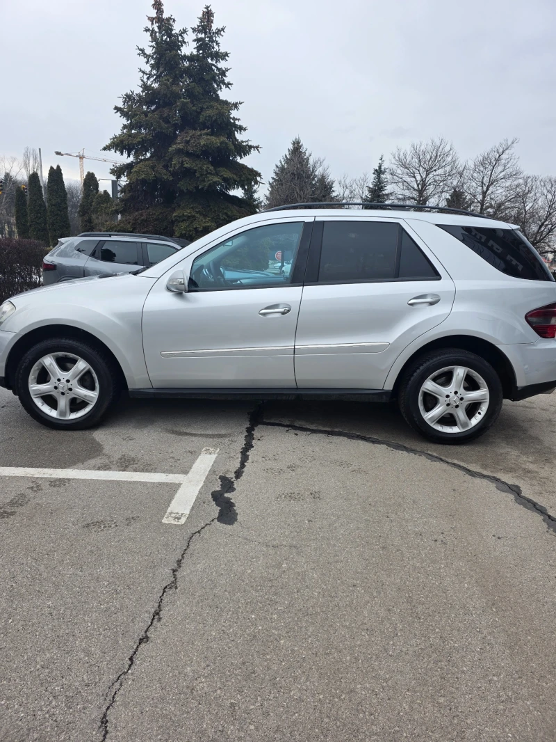 Mercedes-Benz ML 320 SPORT, снимка 3 - Автомобили и джипове - 53427798