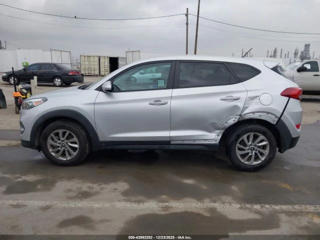 Hyundai Tucson 69k km* Камера* Hil assist* Keyless, снимка 6 - Автомобили и джипове - 53029921