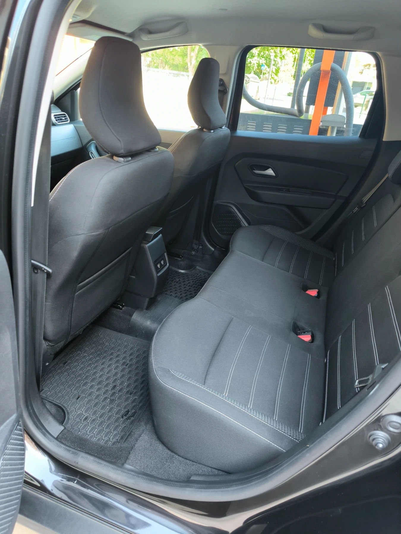 Dacia Duster Газ-бензин - изображение 7