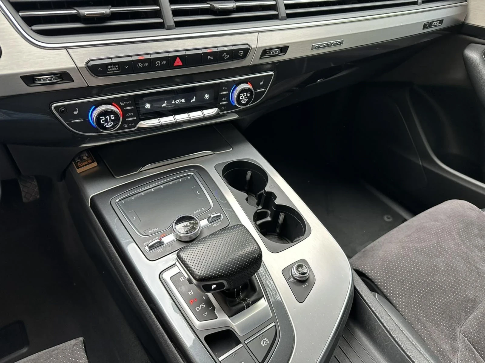 Audi Q7 3.0TDI / S-LINE / MATRIX | Mobile.bg   14