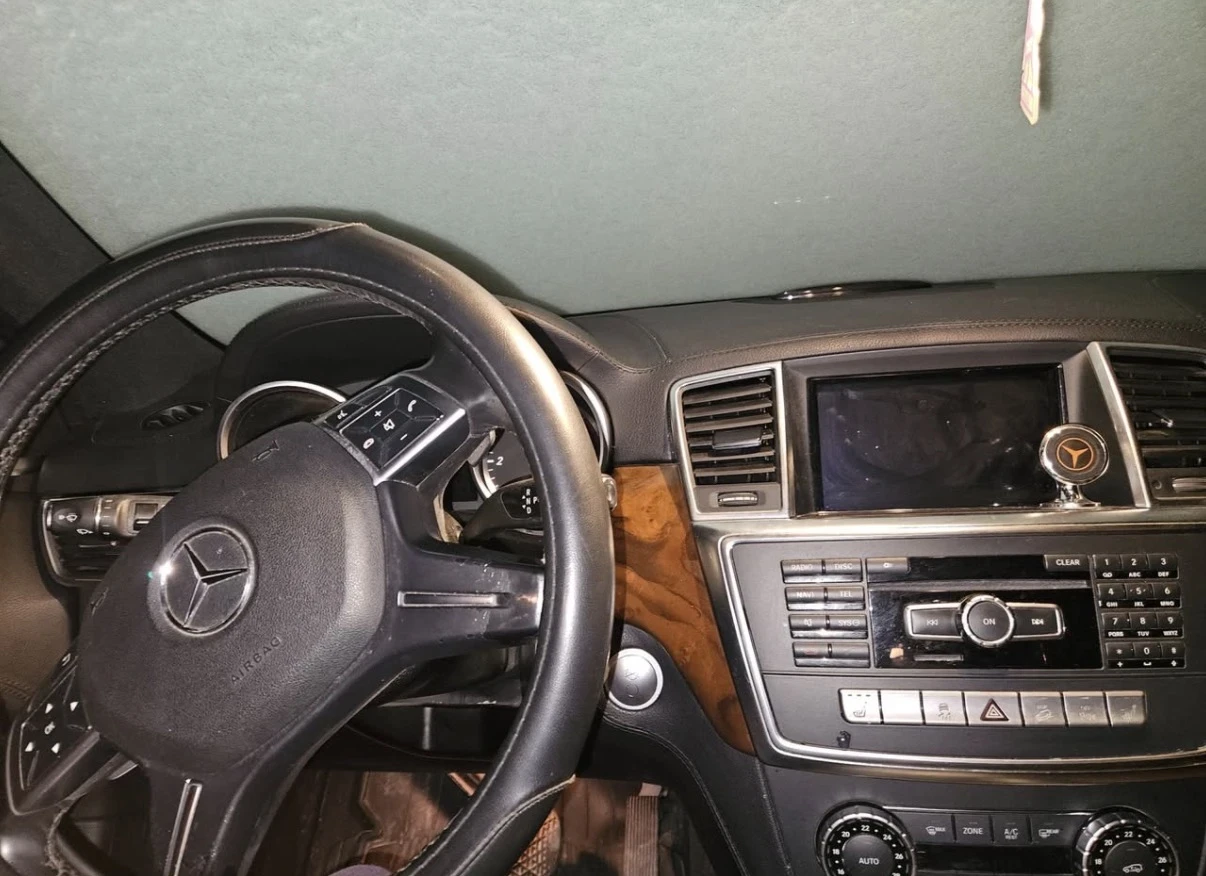 Mercedes-Benz ML 350 CDI * * KEYLESS * * КАМЕРА * * CARFAX * * ЛИЗИНГ - изображение 6