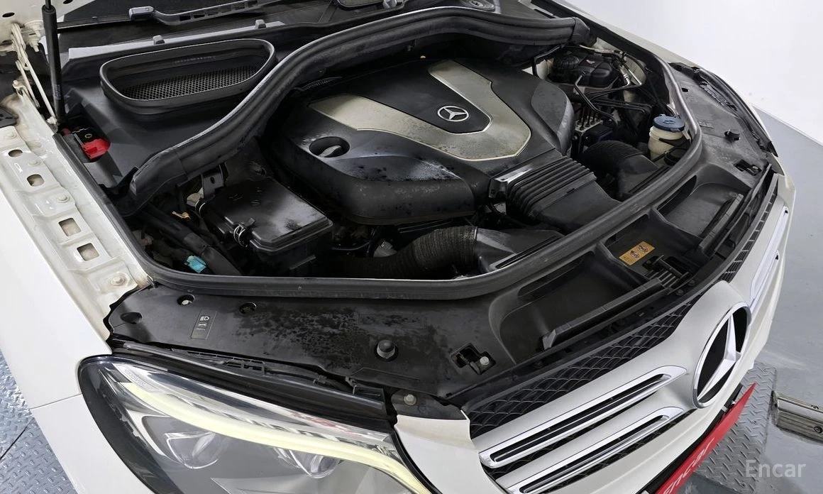 Mercedes-Benz GLE 350, снимка 6 - Автомобили и джипове - 53876255