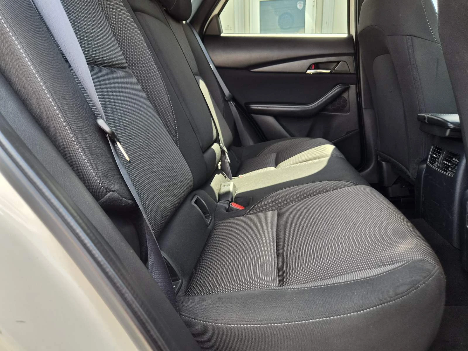 Mazda CX-30 2.0 M HYBRID-БЕНЗИН-EXCLUSIVE-2022г, снимка 13 - Автомобили и джипове - 54918398