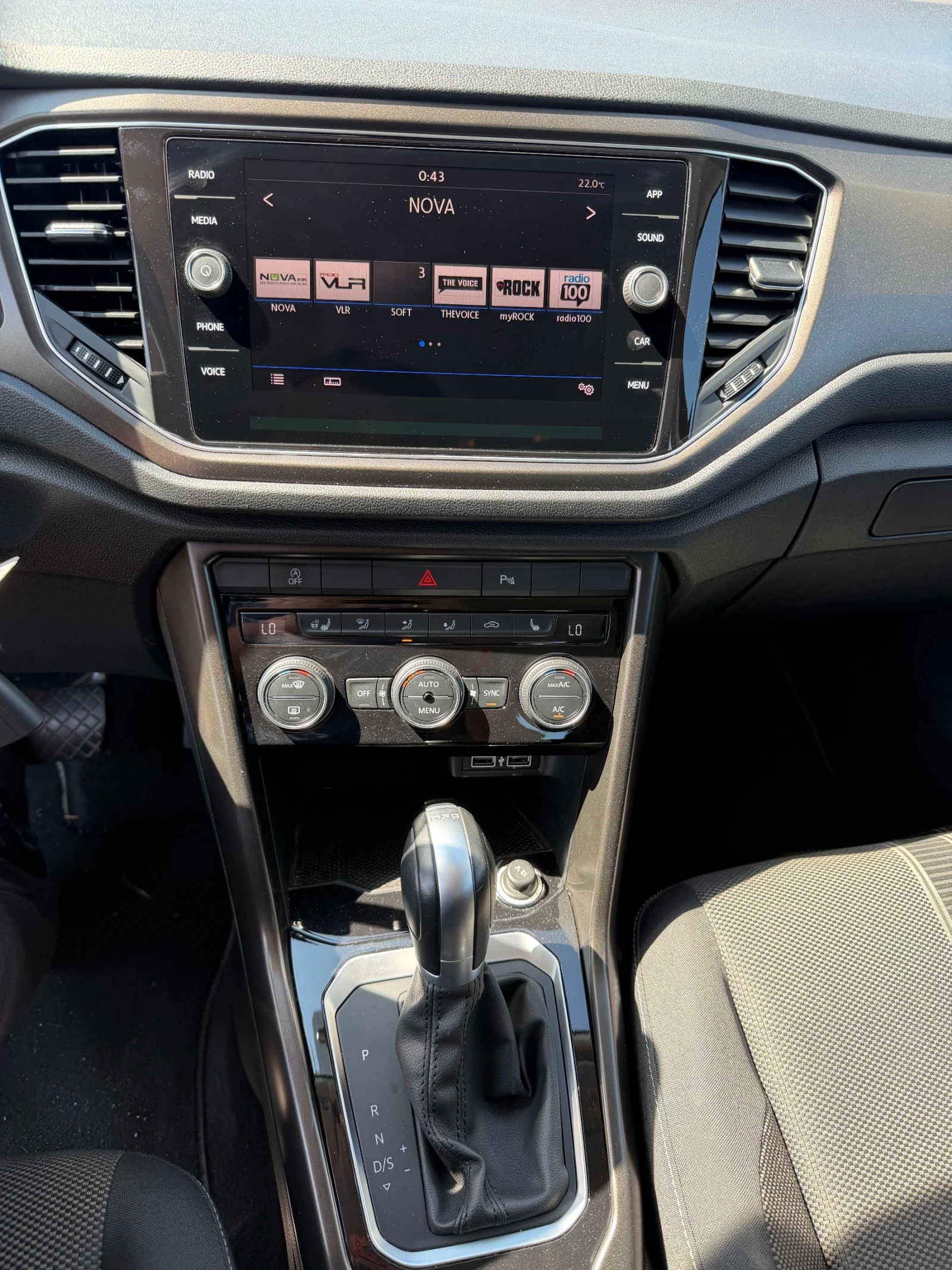 VW T-Roc 1.5TSI AVTOMAT/NAVI/KAMERA EURO 6 | Mobile.bg � ����������� 14