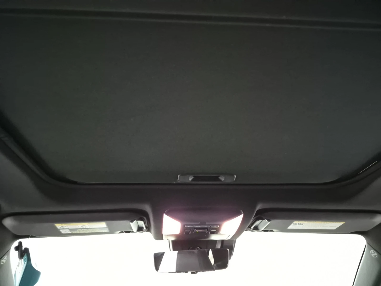 Toyota Rav4 XSE, HYBRID, АВТОКРЕДИТ, снимка 12 - Автомобили и джипове - 56087200