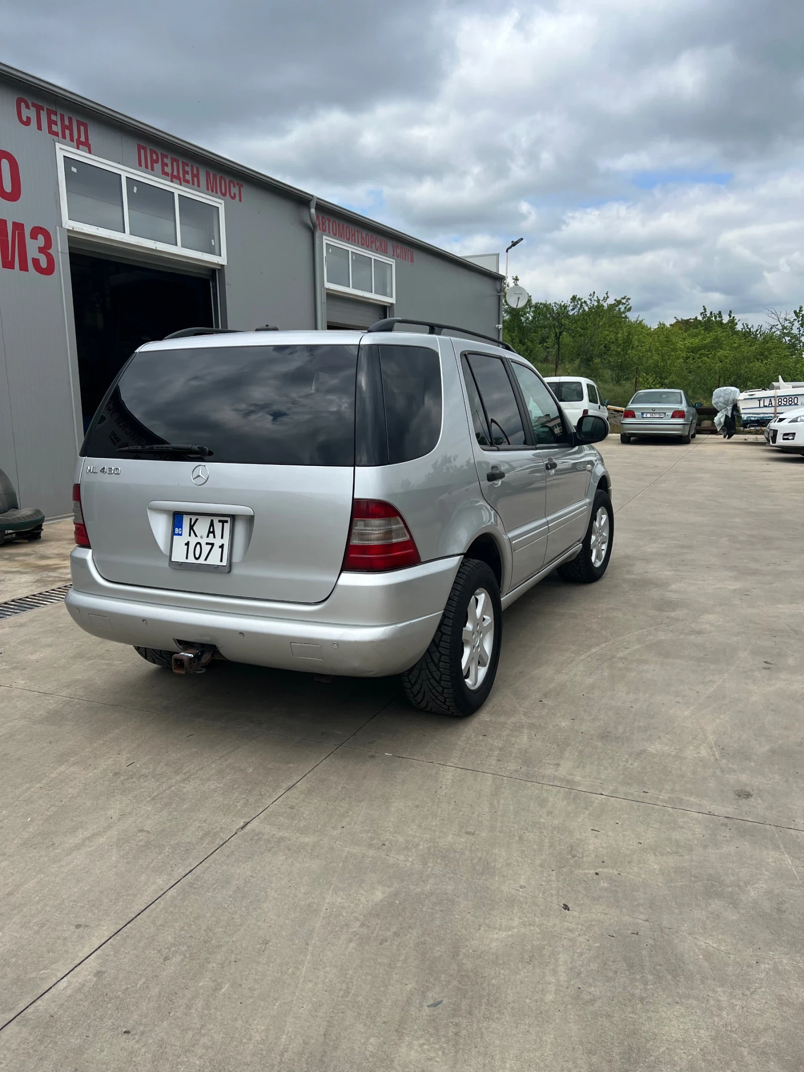 Mercedes-Benz ML 430