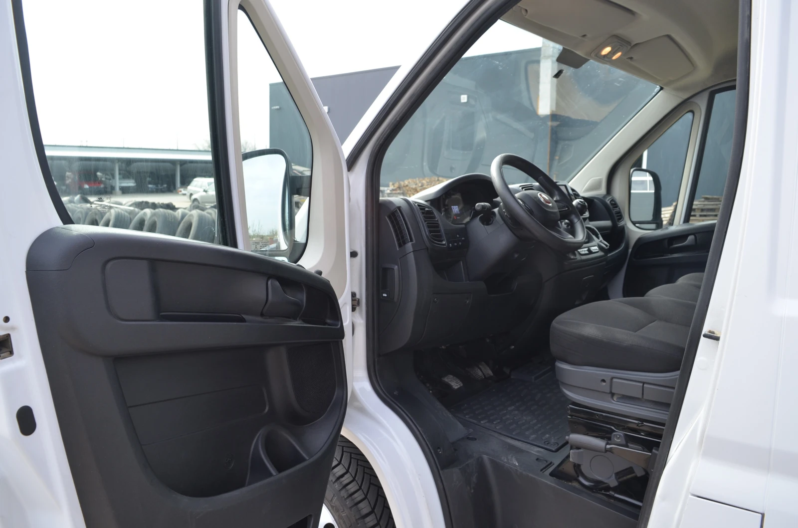 Fiat Ducato 2.2, снимка 4 - Бусове и автобуси - 54215450