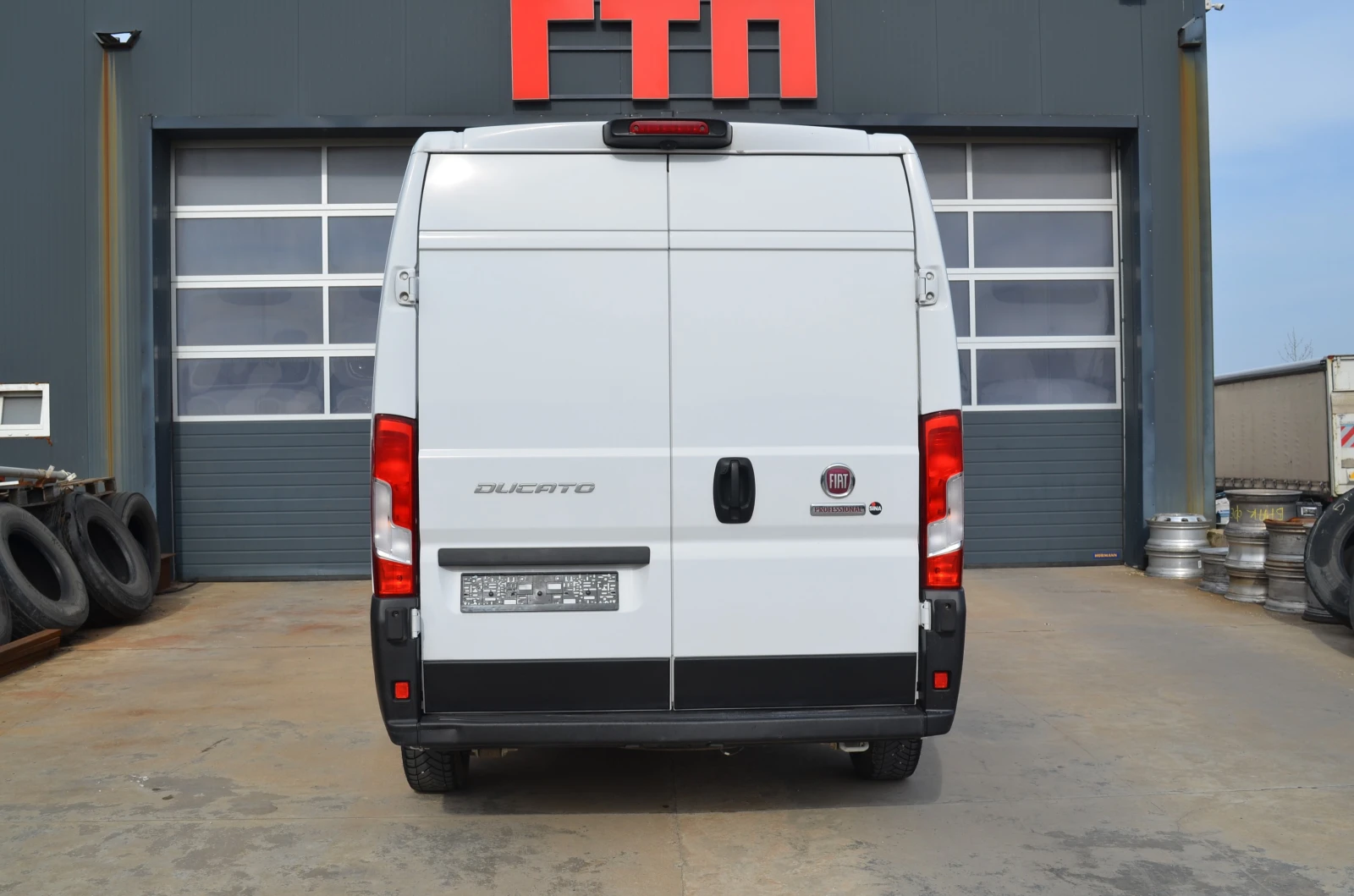Fiat Ducato 2.2, снимка 9 - Бусове и автобуси - 54215450