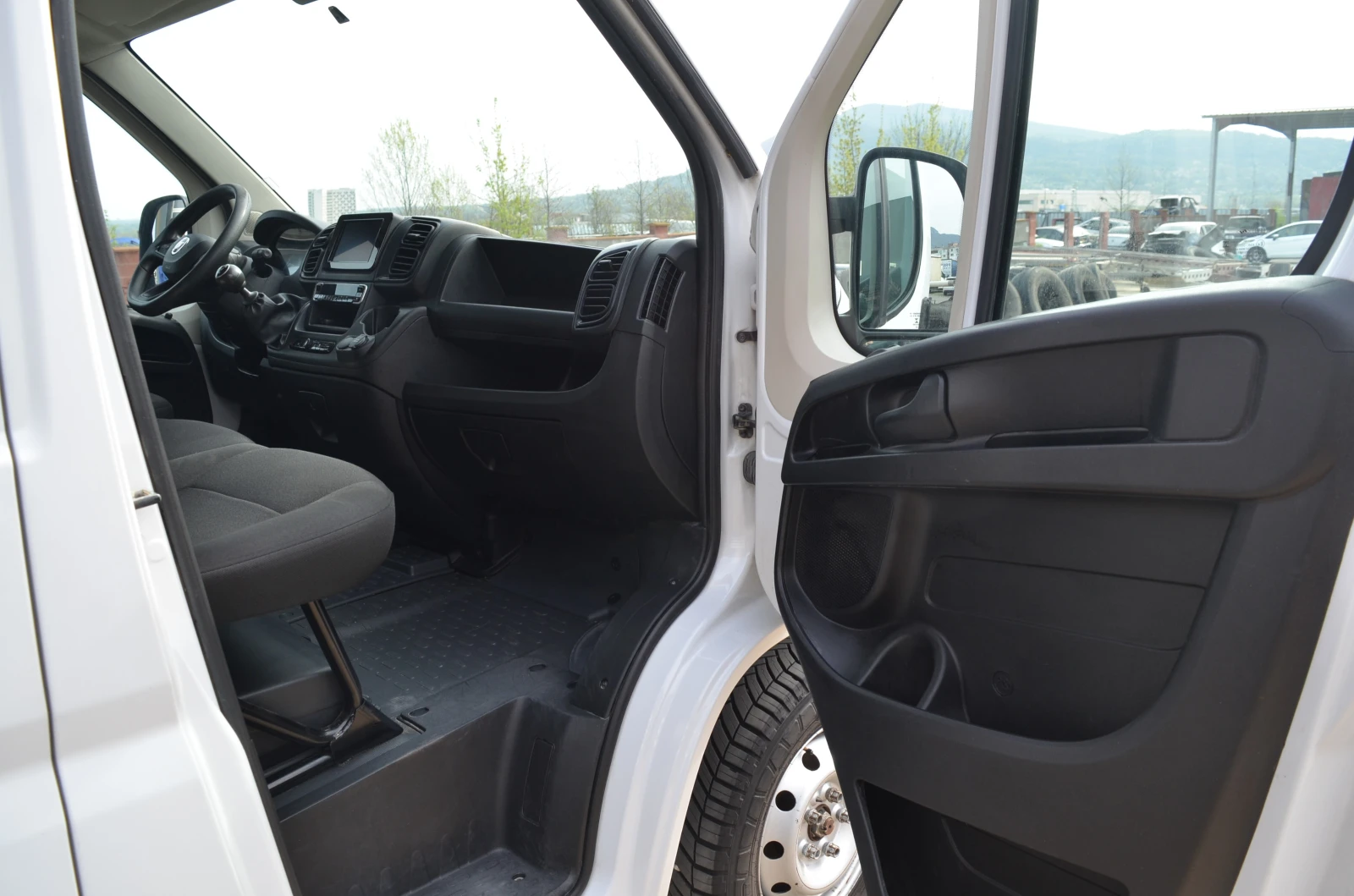 Fiat Ducato 2.2, снимка 13 - Бусове и автобуси - 54215450