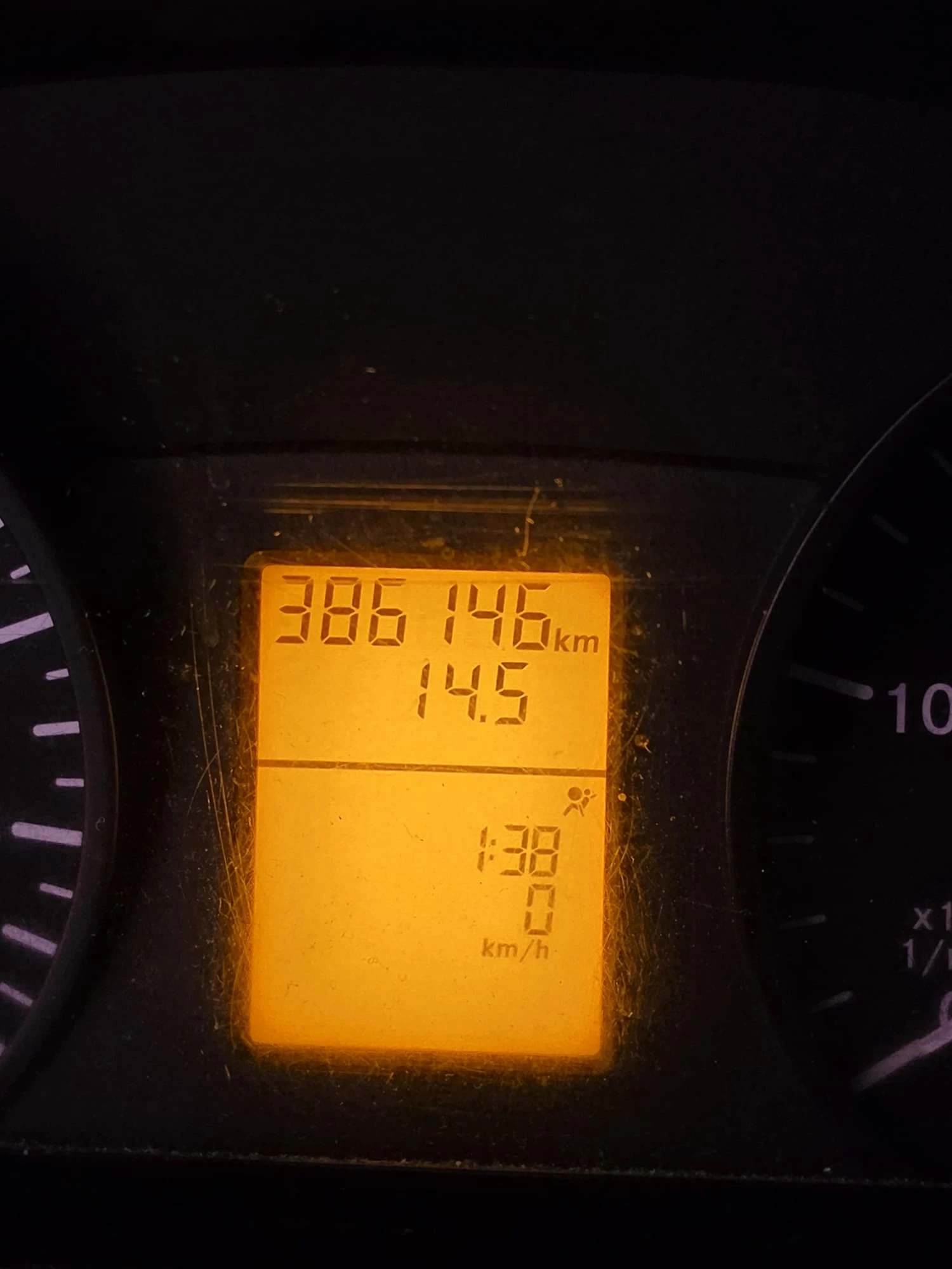 Mercedes-Benz Sprinter Специялен Автомобил, снимка 15 - Бусове и автобуси - 55796511