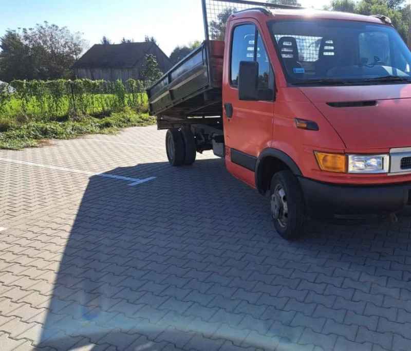 Iveco Daily Тристранен, снимка 6 - Камиони - 48390491