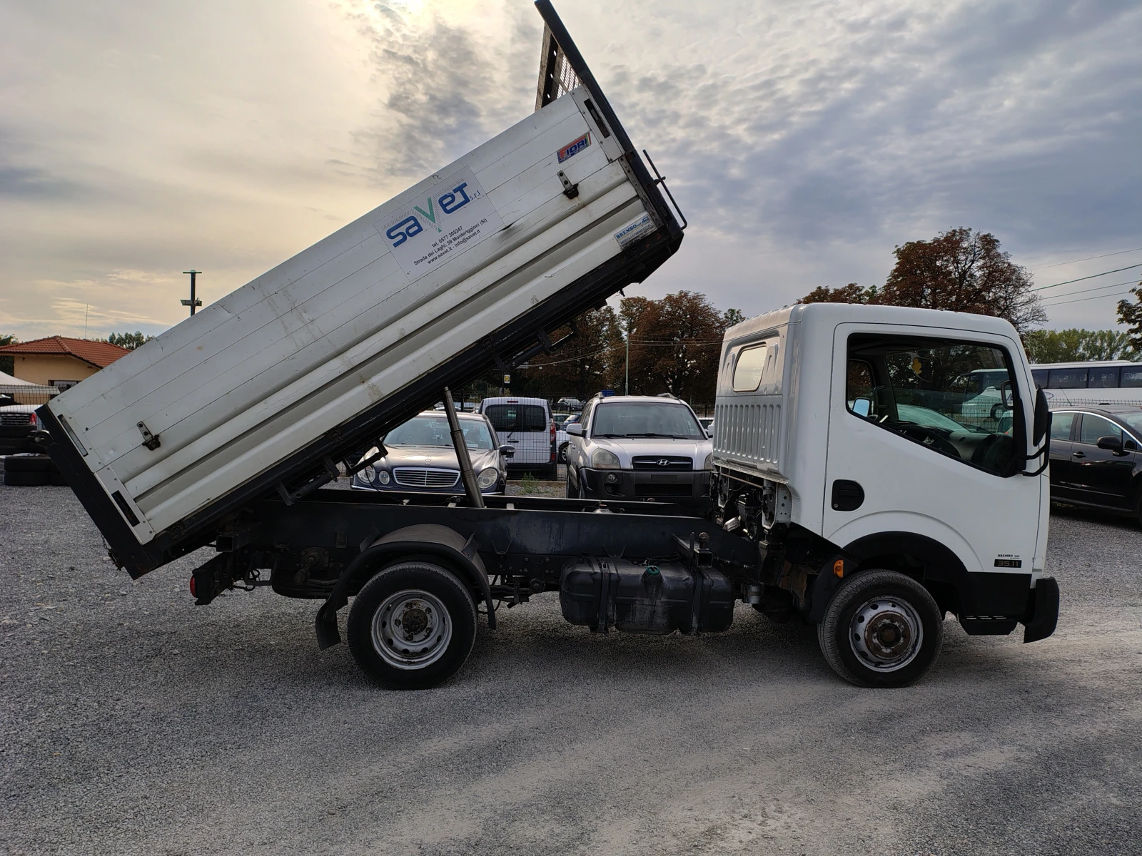 Nissan Kabstar 2.5 дизел - изображение 2