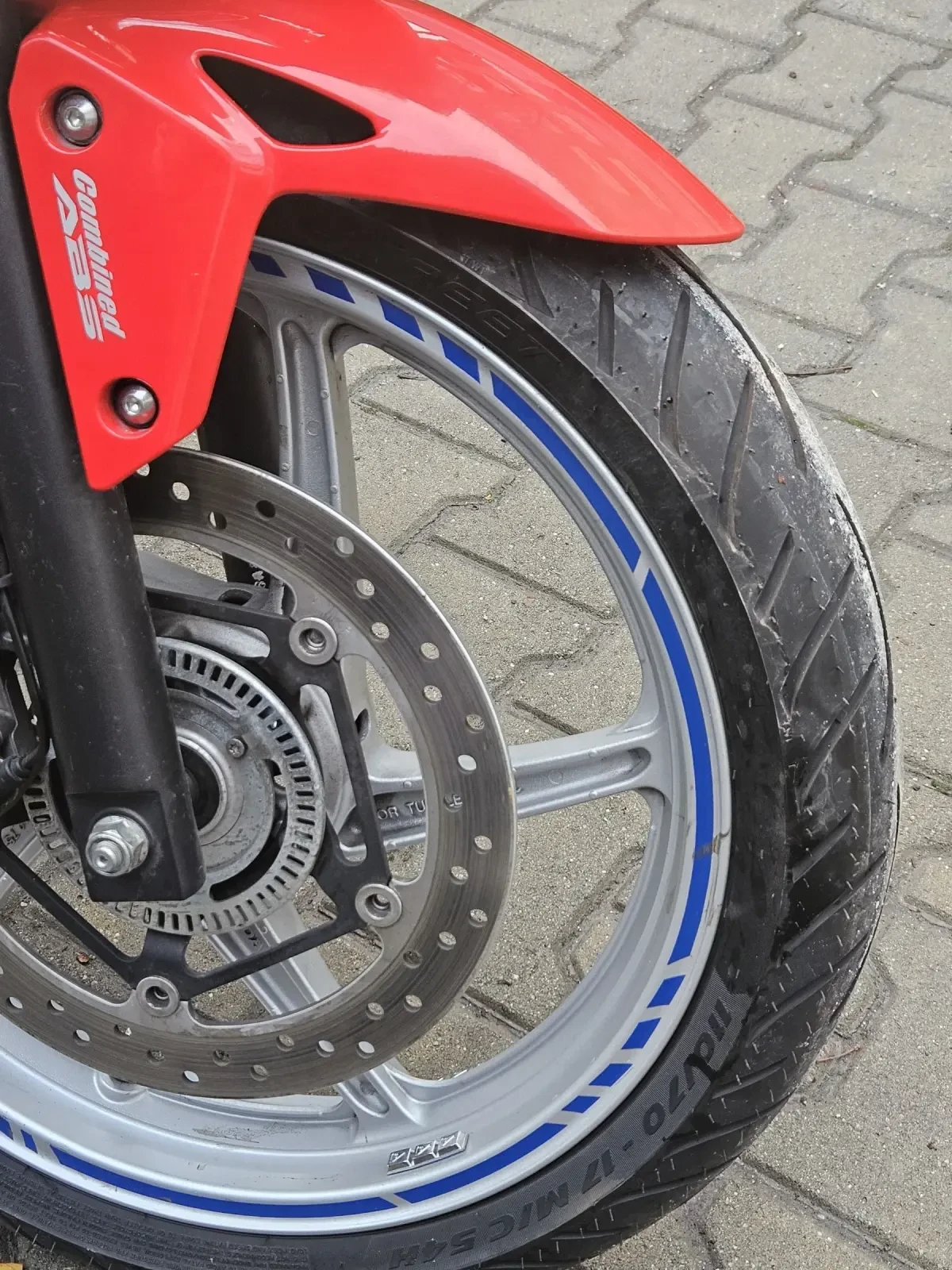 Honda Cbr 250 R ABS - изображение 5