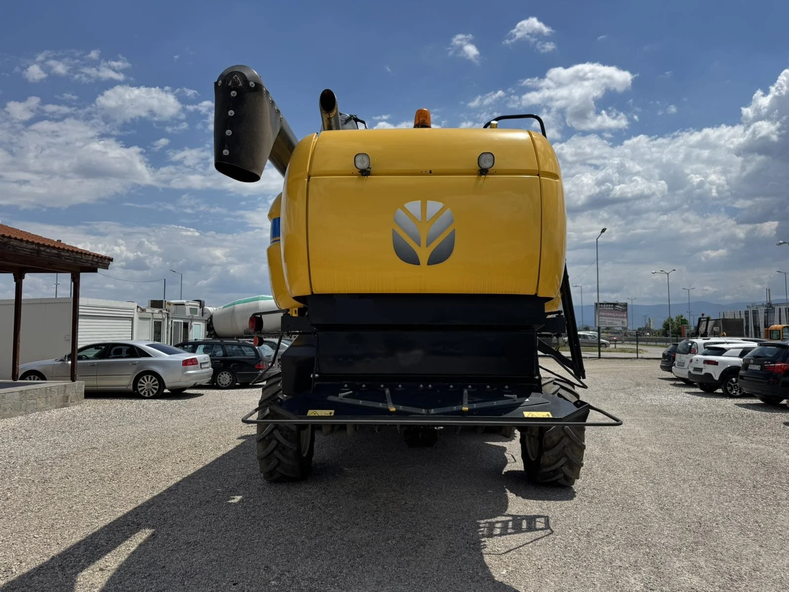 Комбайн New Holland CX6.90 с хедер 760CG, снимка 6 - Селскостопанска техника - 54958629