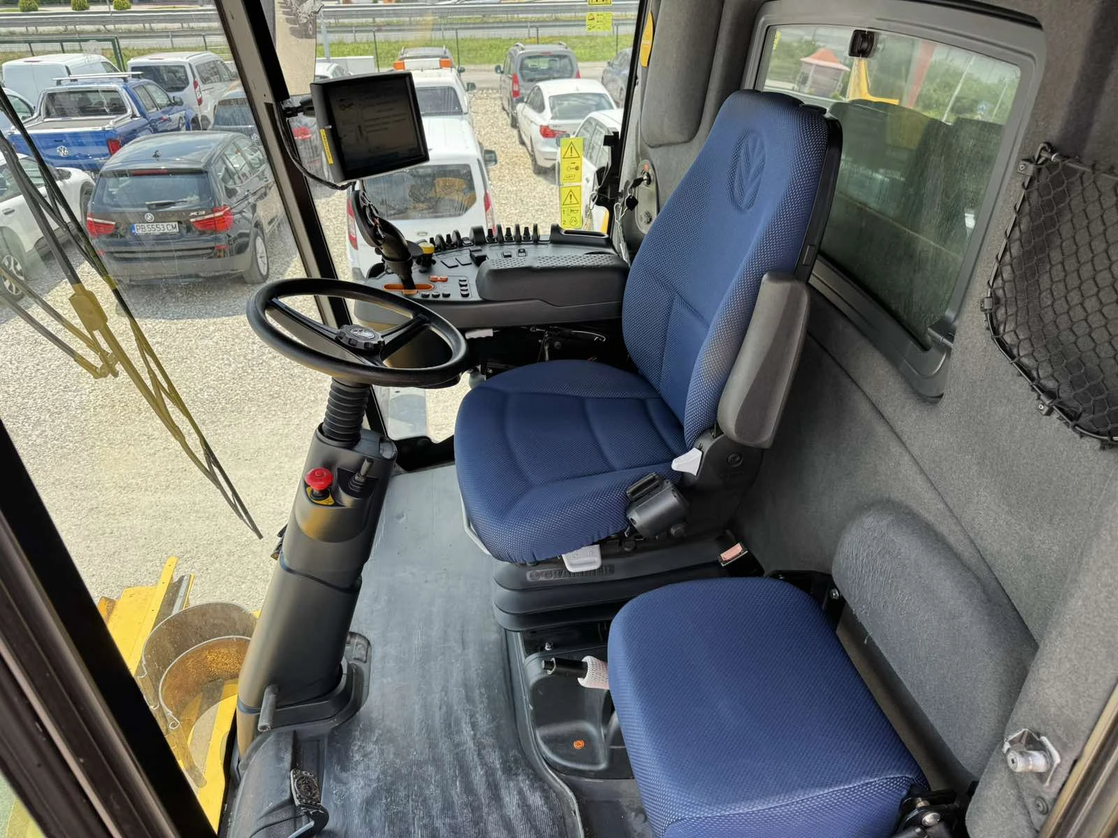 Комбайн New Holland CX6.90 с хедер 760CG, снимка 11 - Селскостопанска техника - 54958629