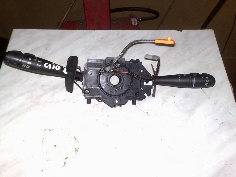 Ключ за фарове мигачи и чистачки за Рено Клио