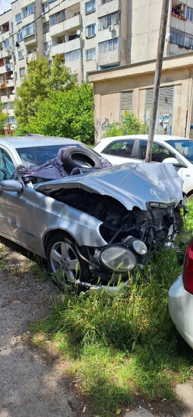 Обява за продажба на Mercedes-Benz E 270 W211 ~ 111 лв. - изображение 2