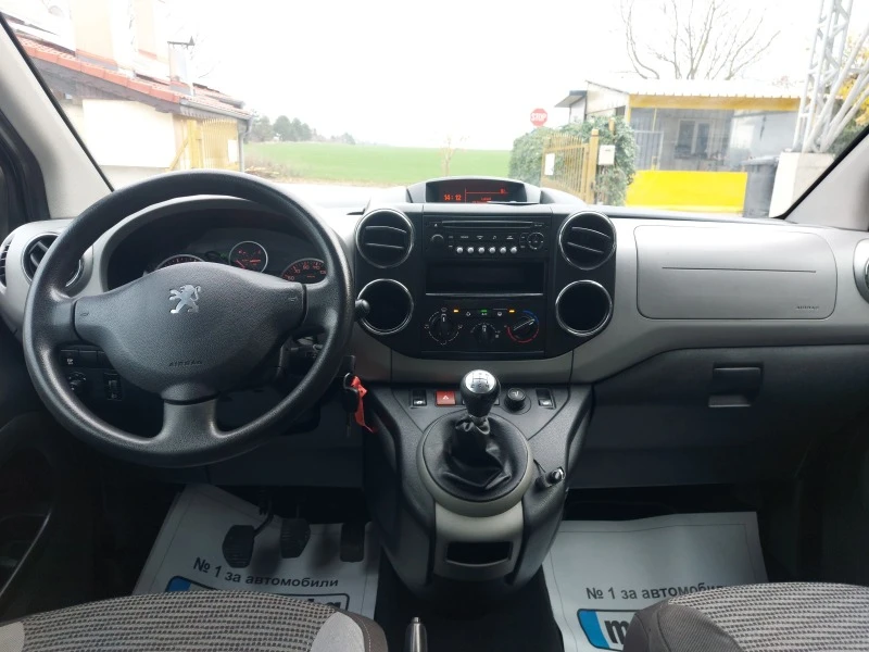 Peugeot Partner 1.6HDI, снимка 15 - Автомобили и джипове - 38830588