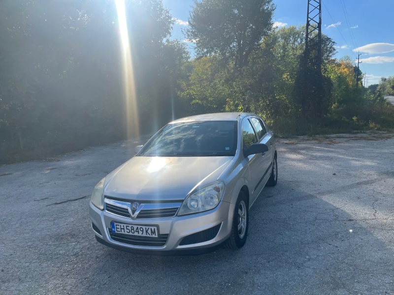 Opel Astra 1.3 CDTI, снимка 1 - Автомобили и джипове - 47409984