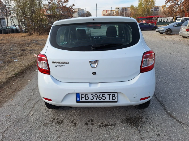 Dacia Sandero, снимка 2 - Автомобили и джипове - 48040199