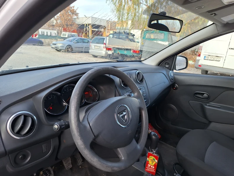 Dacia Sandero, снимка 12 - Автомобили и джипове - 48040199