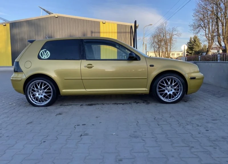 VW Golf, снимка 2 - Автомобили и джипове - 49456866