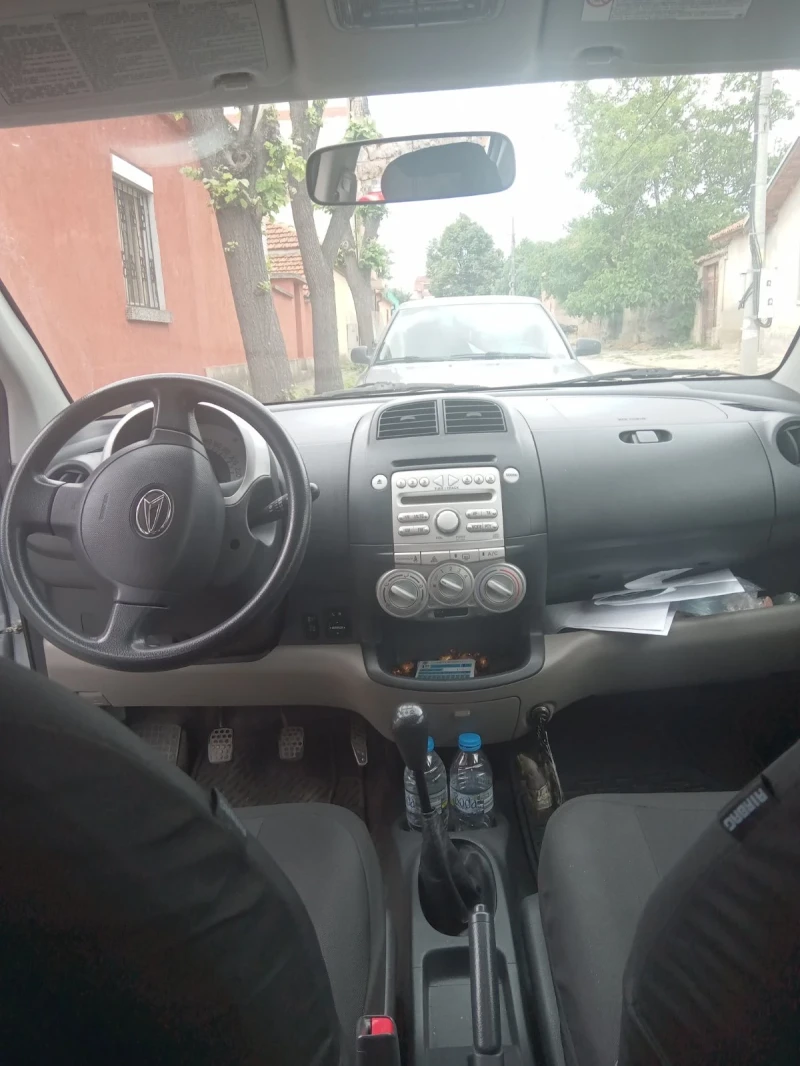 Daihatsu Sirion, снимка 5 - Автомобили и джипове - 52266940