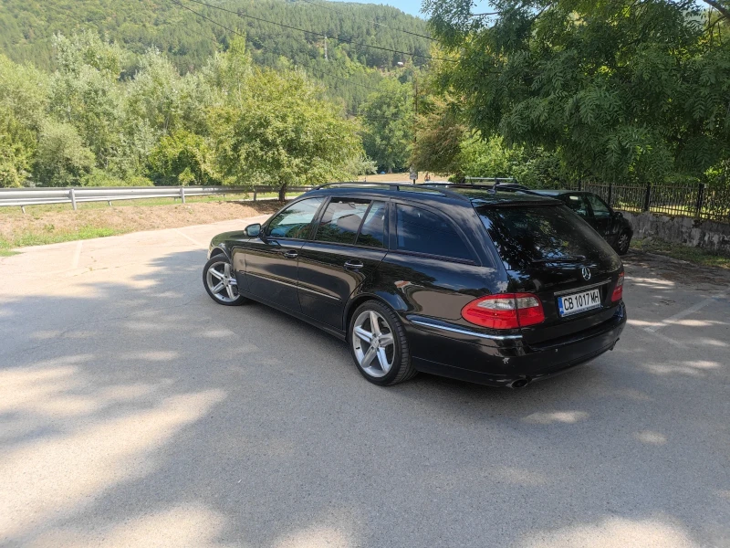 Mercedes-Benz E 320 CDI 7G Tronic, снимка 3 - Автомобили и джипове - 52378454