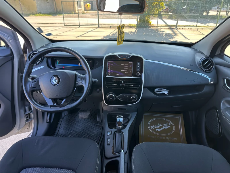 Renault Zoe, снимка 17 - Автомобили и джипове - 52191357