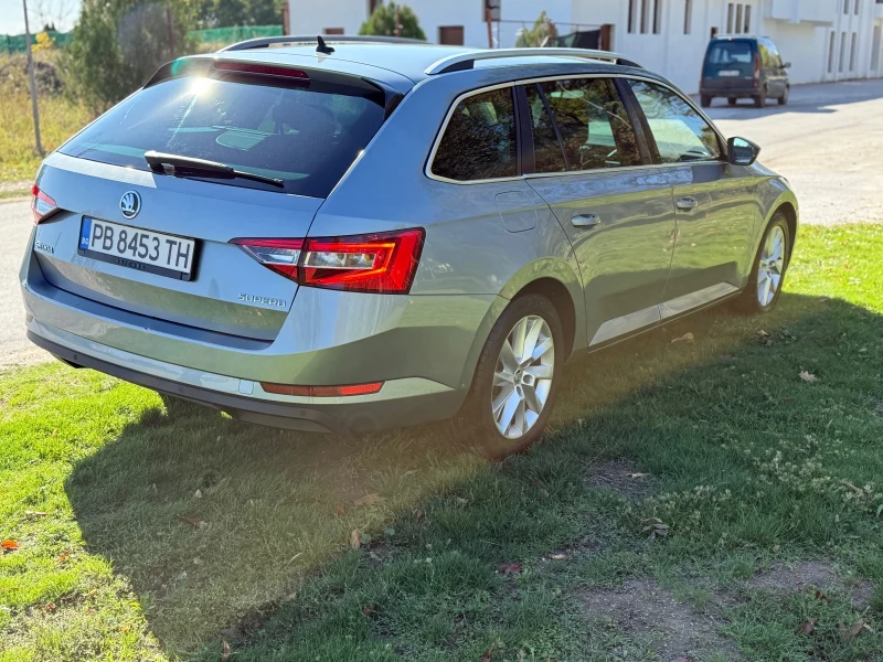 Skoda Superb 1.6 TDI DSG, снимка 5 - Автомобили и джипове - 52116489