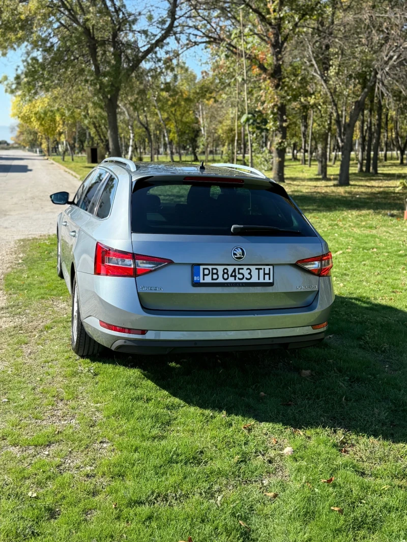 Skoda Superb 1.6 TDI DSG, снимка 4 - Автомобили и джипове - 52116489