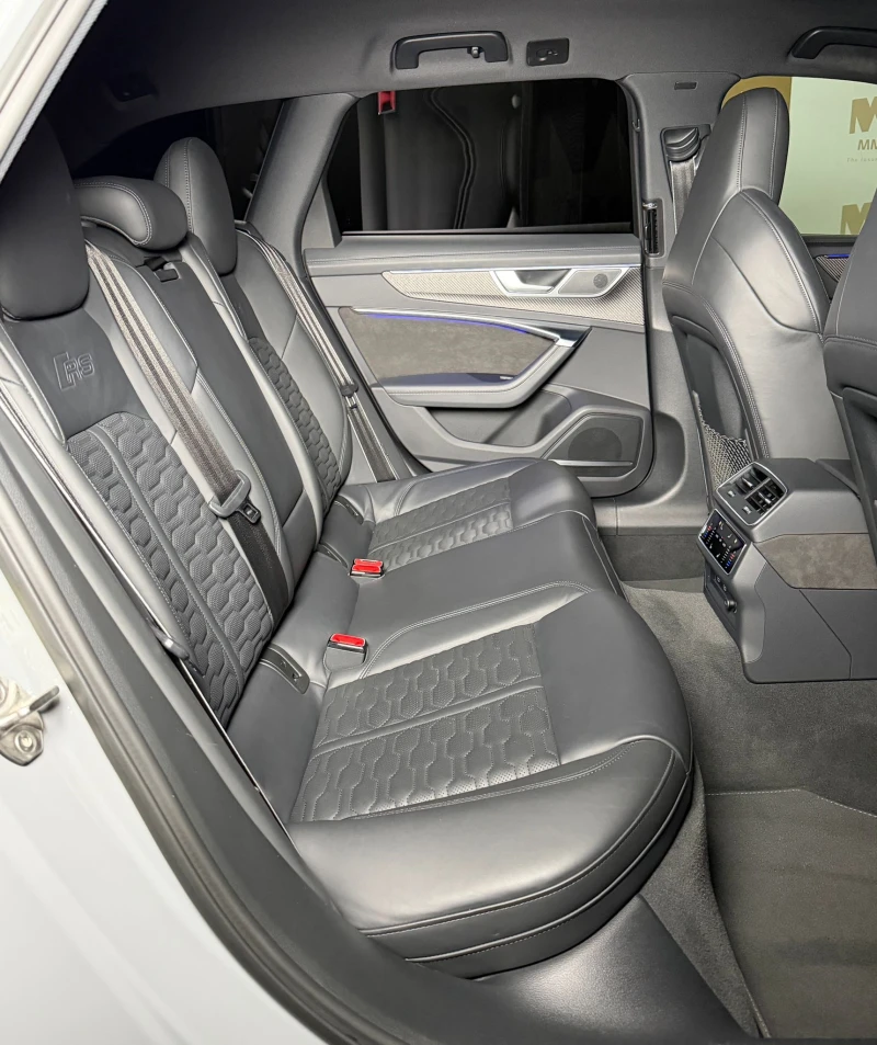 Audi Rs6 Avant* Ceramic* Carbon* HuD* B&O, снимка 11 - Автомобили и джипове - 52153700