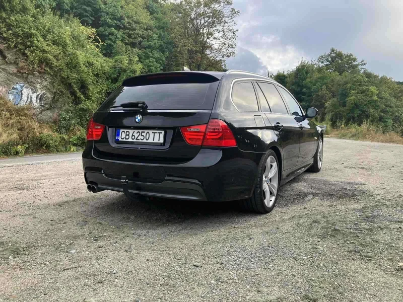 BMW 325 * М-пакет* Harman Kardon* Keyless, снимка 8 - Автомобили и джипове - 52217959