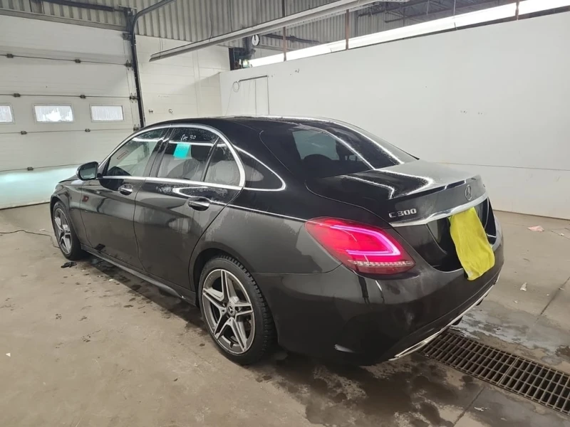 Mercedes-Benz C 300 * CARFAX * БЕЗ ПЪРВОНАЧАЛНА ВНОСКА, снимка 4 - Автомобили и джипове - 52950912