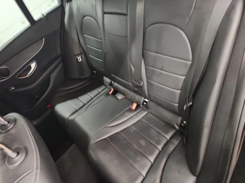 Mercedes-Benz C 300 * CARFAX * БЕЗ ПЪРВОНАЧАЛНА ВНОСКА, снимка 12 - Автомобили и джипове - 52950912