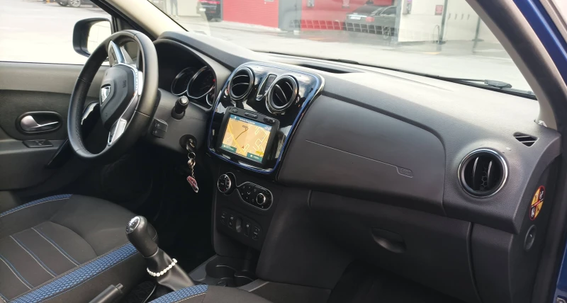 Dacia Sandero Stepway blue edition, снимка 6 - Автомобили и джипове - 52997756