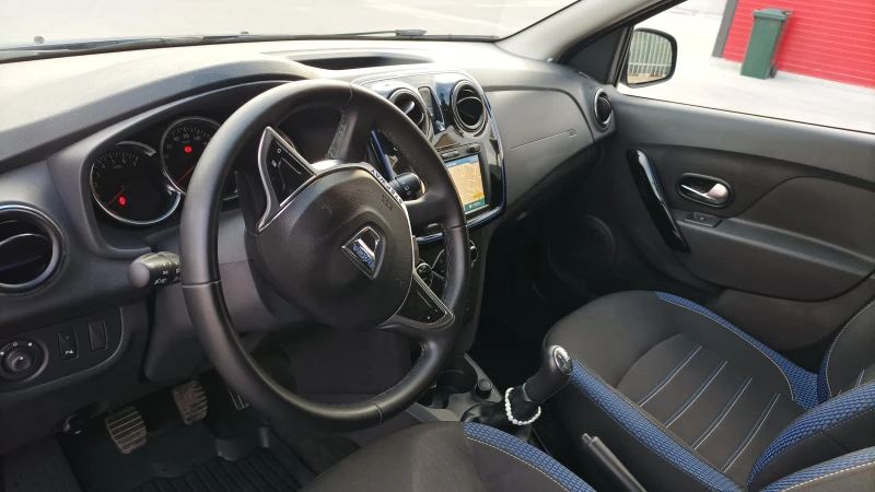Dacia Sandero Stepway blue edition, снимка 7 - Автомобили и джипове - 52997756