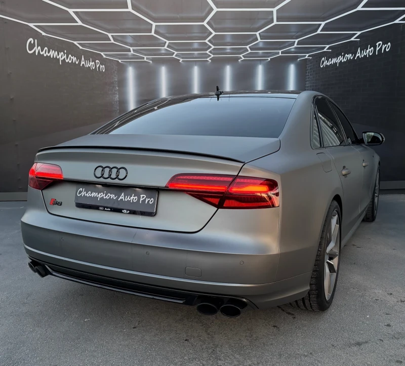 Audi S8 PLUS-115 000км., снимка 6 - Автомобили и джипове - 53167352