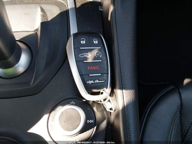 Alfa Romeo Giulia * АвтоКредит* Цена до БГ, снимка 15 - Автомобили и джипове - 53484016