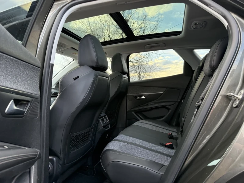 Peugeot 3008  FULL LED/PANORAMA , снимка 15 - Автомобили и джипове - 53500509